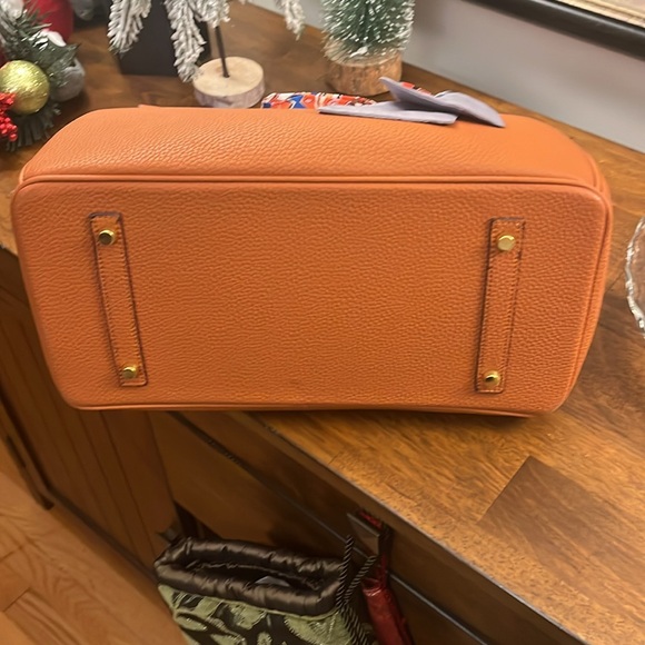 British tan Satchel Bag - Picture 2 of 7
